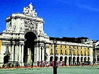 Lisbon Sightseeing and Shopping Tour