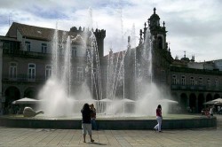 Braga - Praça da Republica by Carlos Luis M C da Cruz @Wikimedia.org