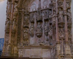Coimbra - Santa Cruz Church by Fulviusbas @Wikimedia.org