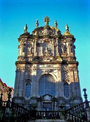 Porto - Torre dos Clerigos by Lacobrigo @Wikimedia.org